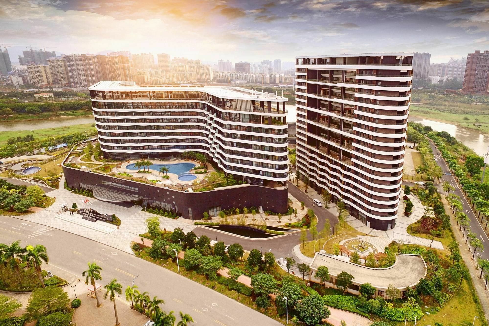 Grand Skylight International Hotel Huizhou Хойчжоу Экстерьер фото